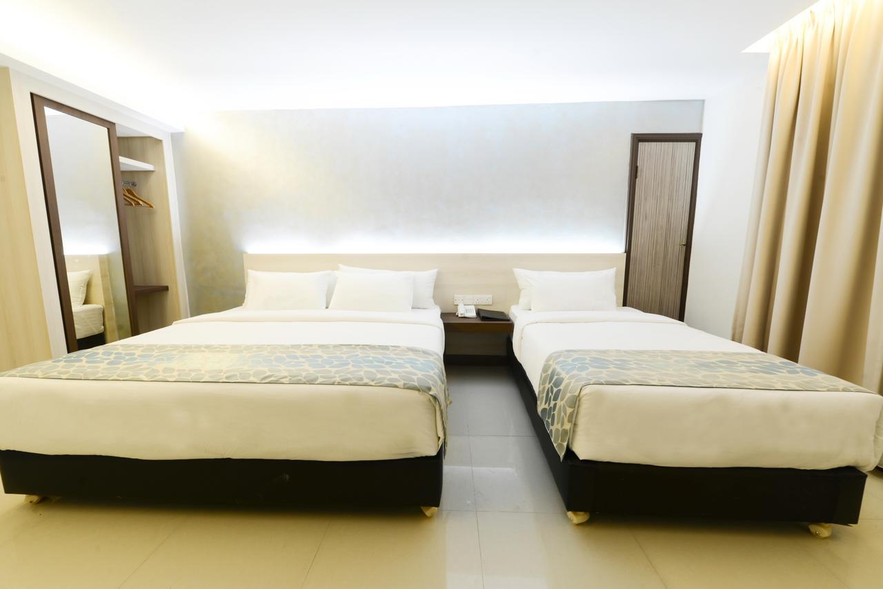Samudra Hotel Κουτσίνγκ Εξωτερικό φωτογραφία