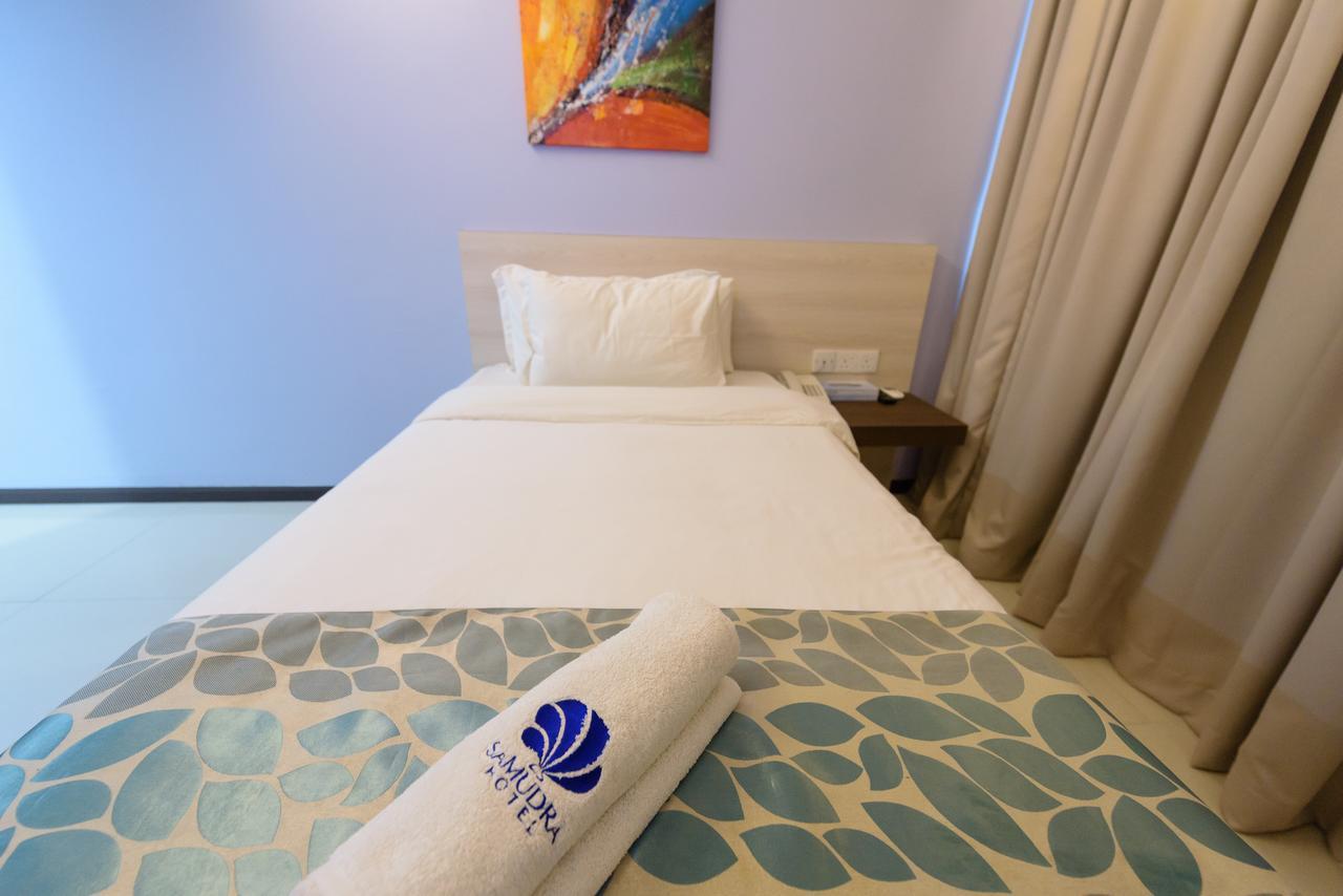 Samudra Hotel Κουτσίνγκ Εξωτερικό φωτογραφία